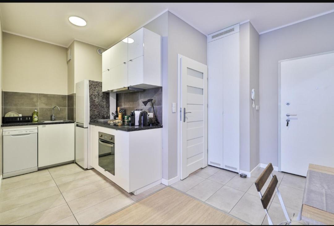 Airport Apartament Bokserska Warszawa Zewnętrze zdjęcie